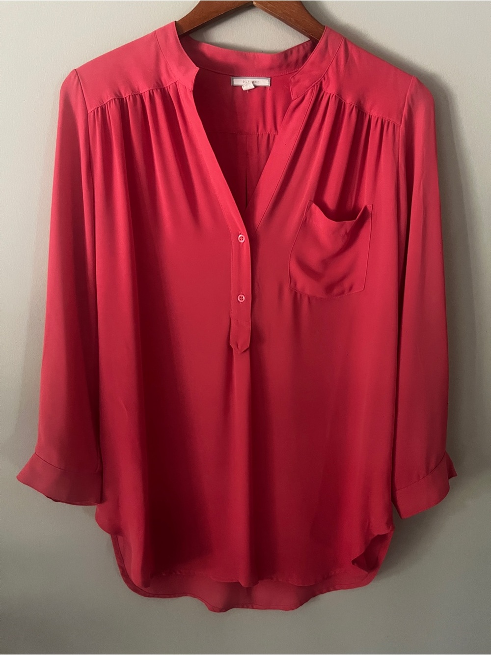 Pleione V-Neck Long Sleeve Tunic Top - Bright Pink